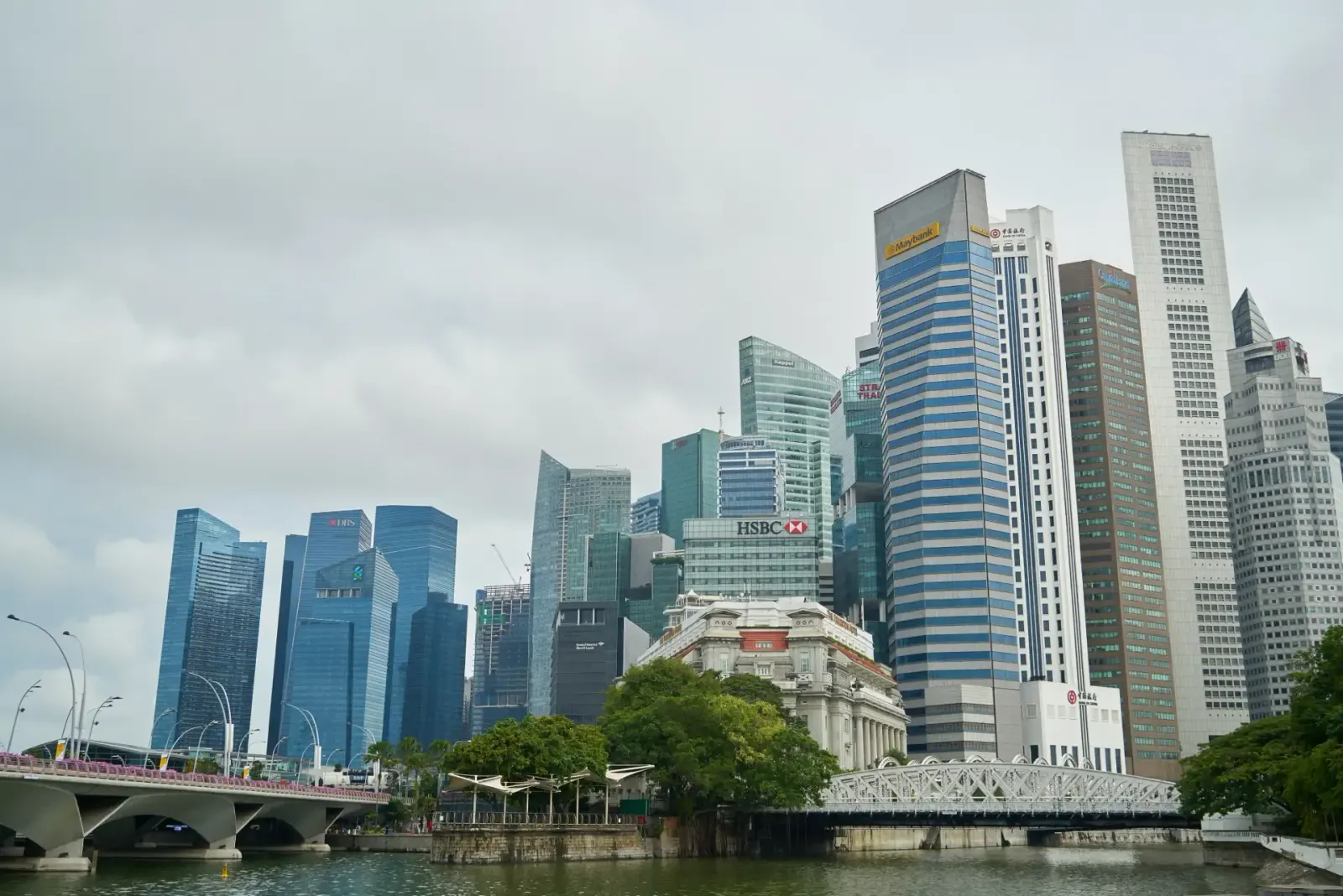 CBD offices - Top 13 Filming Locations in Singapore by Moving Image