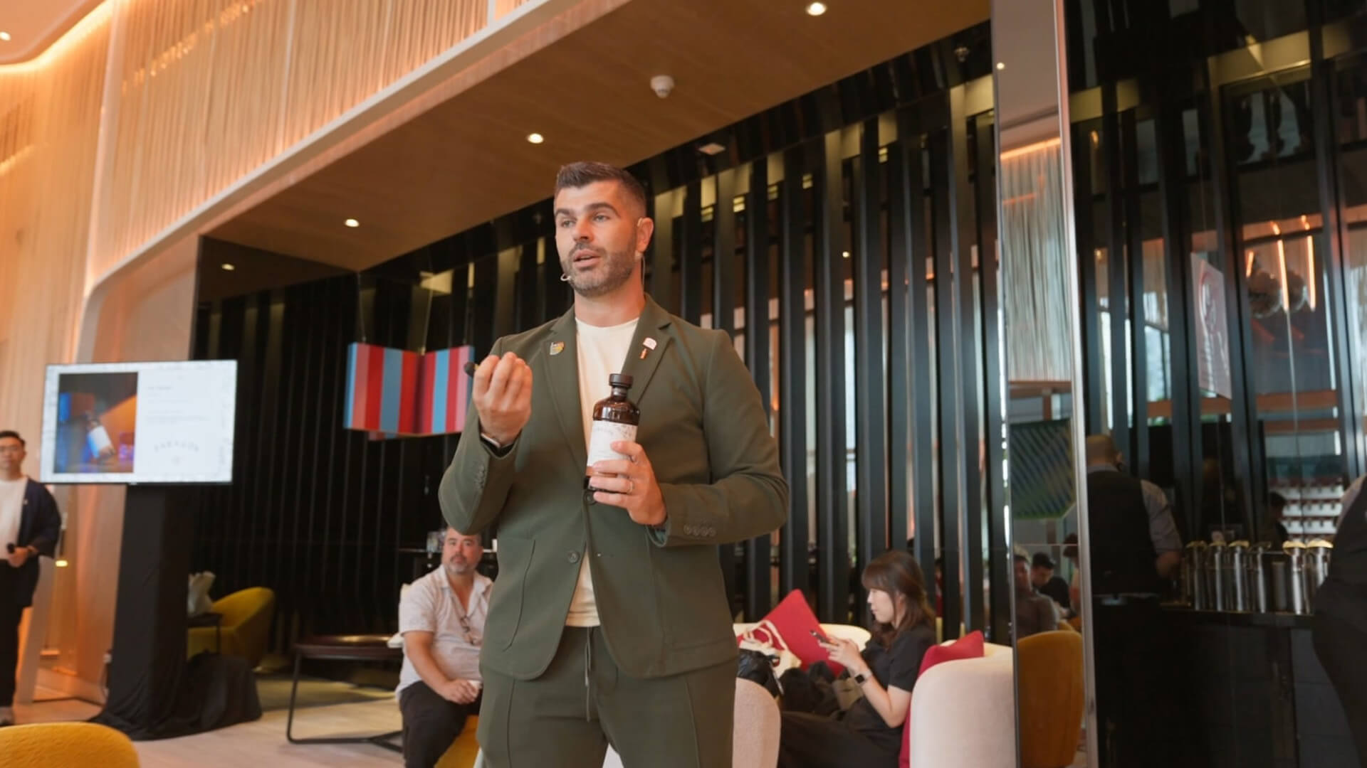 Monin - Paragon 2024